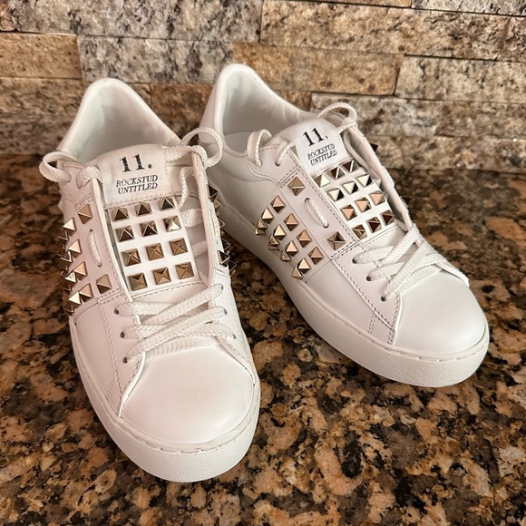 Valentino Garavani Shoes - VALENTINO GARAVANI- Rockstud Sneakers